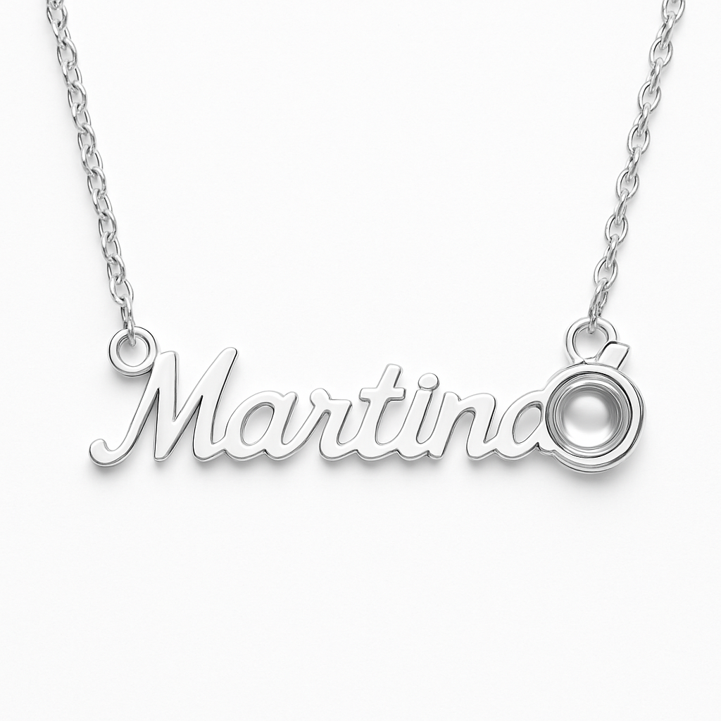 Collana con Nome Inciso e Proiezione Magica della Tua Foto.